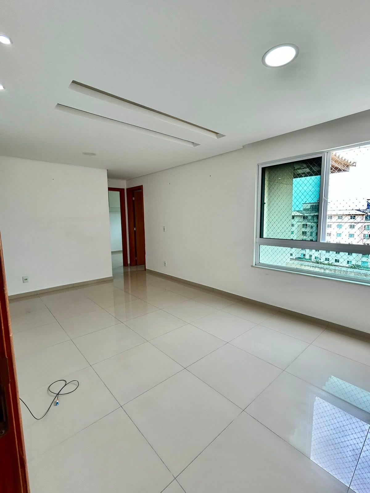 Apartamento 6º andar elevador no Vog Torres do Sul